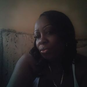 Meet your Posher, Loretta